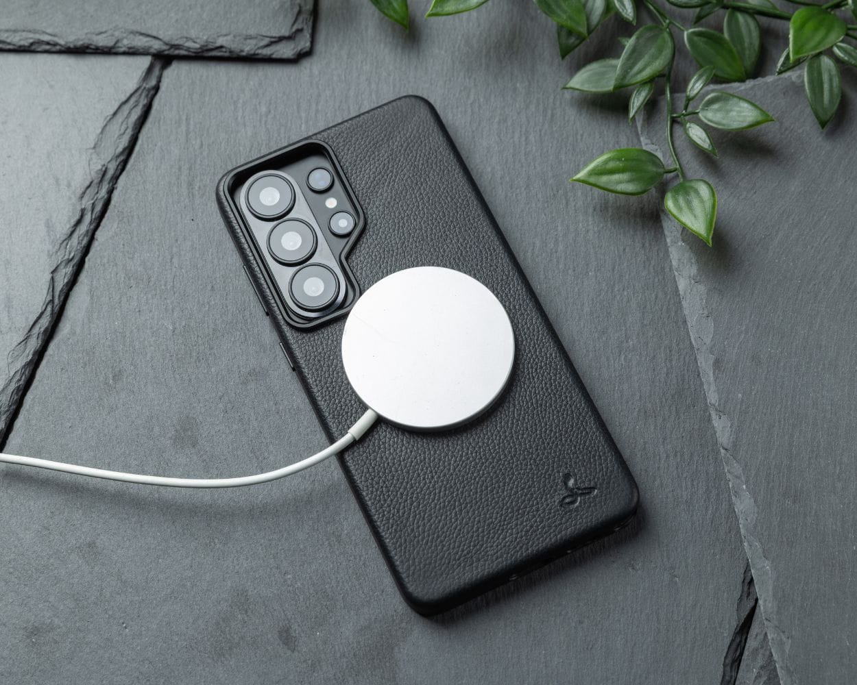 Samsung Galaxy S26 Ultra - Metro Slim Leather Phone Case