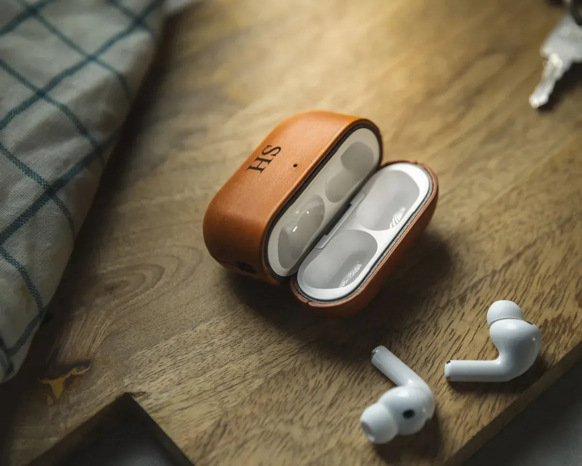 Snakehive Accessories Apple AirPods Pro 3 - Metro Leather Case Apple AirPods Pro 3 Leather Case | Snakehive