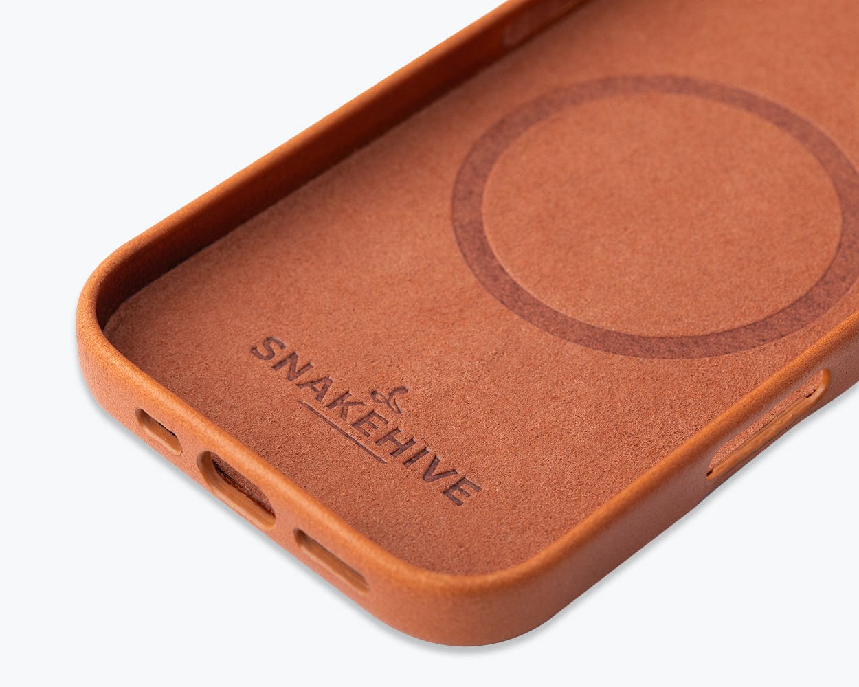 Apple iPhone 16 Pro - Metro Slim Leather Phone Case