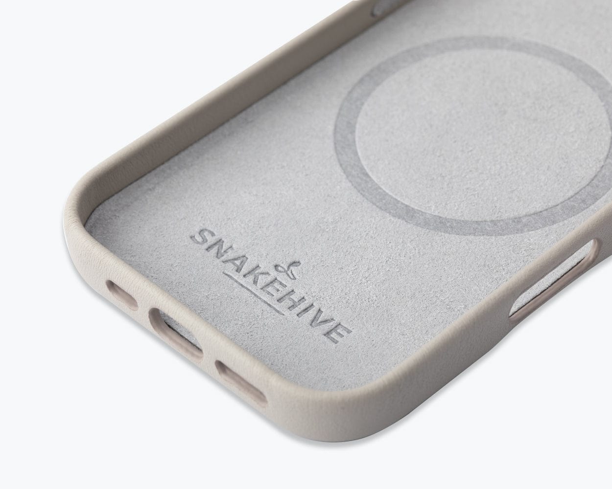 Apple iPhone 17 - Metro Slim Leather Phone Case