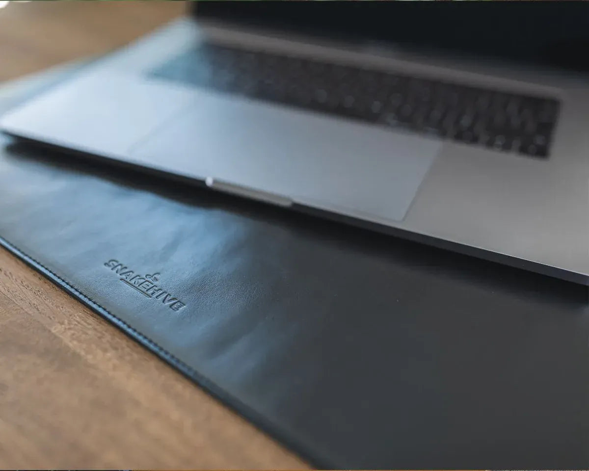 Snakehive UK Accessories Metro Leather Desk Mat - Medium Metro Leather Desk Mat - Medium | Leather Accessories
