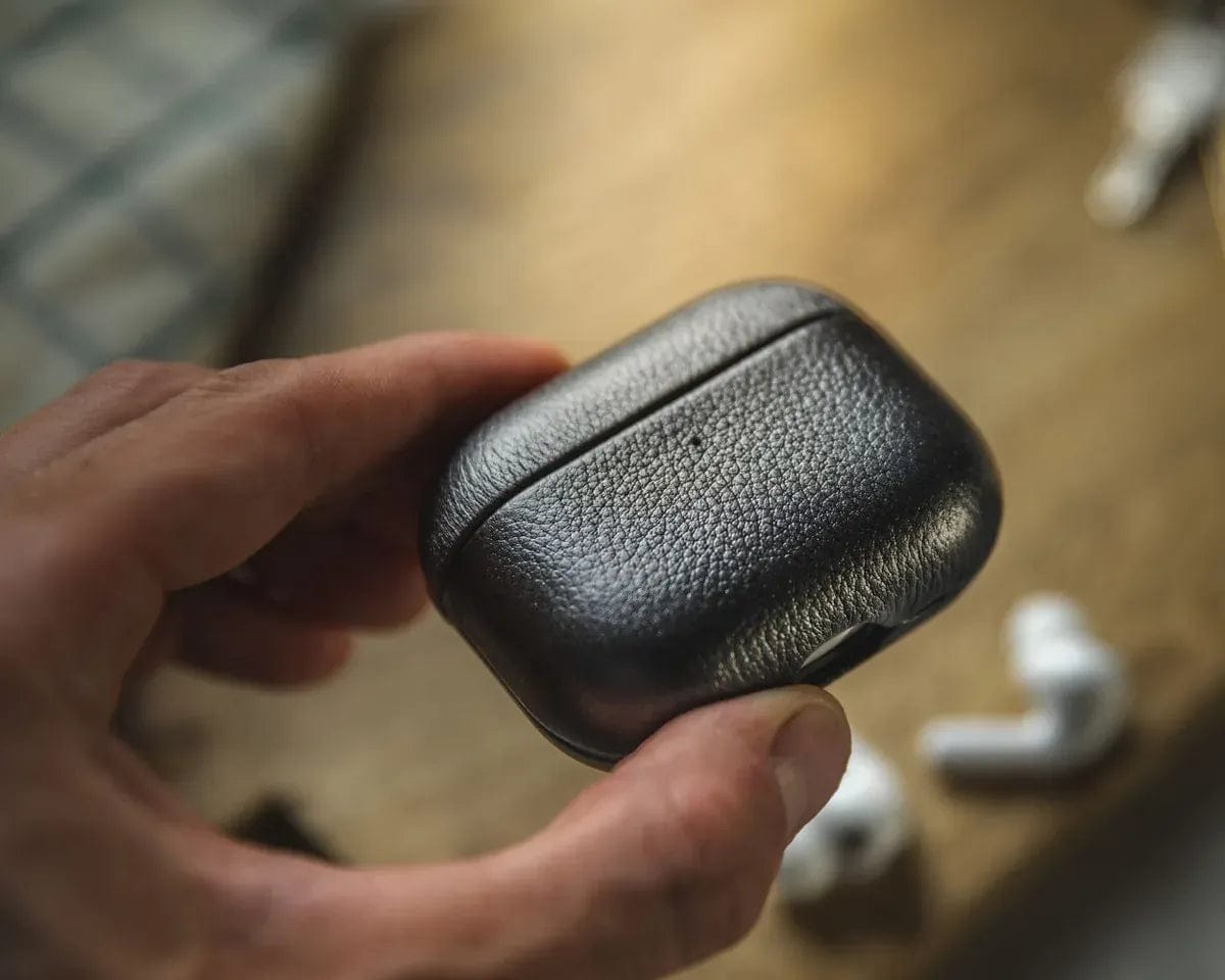 Snakehive Accessories Apple AirPods Pro 3 - Metro Leather Case Apple AirPods Pro 3 Leather Case | Snakehive