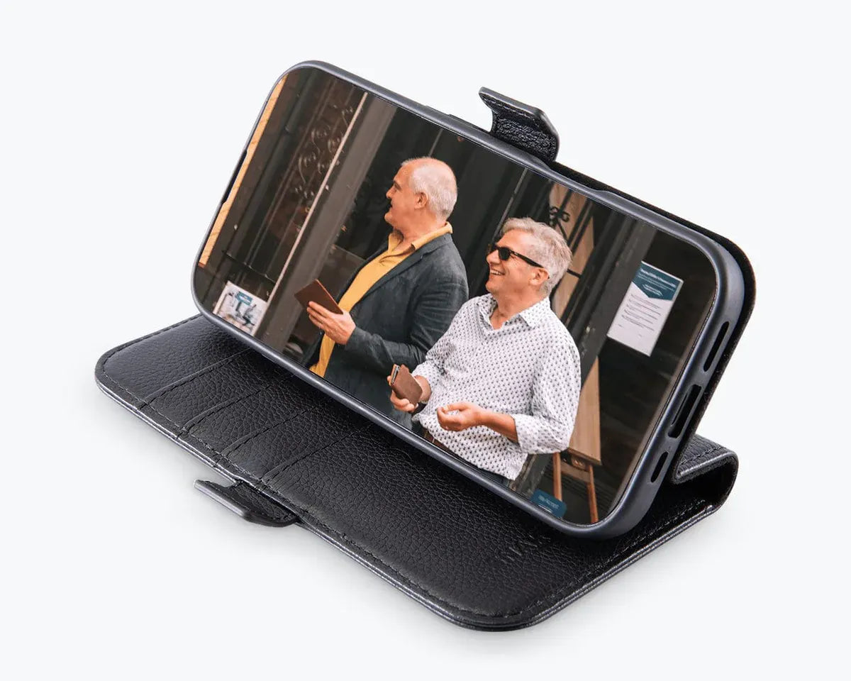 Snakehive Metro Wallet Apple iPhone 16 - Metro Leather Wallet Phone Case Metro Leather Wallet Phone Case for Apple iPhone 16