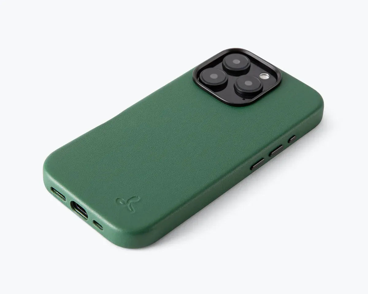 Snakehive Metro Bumper Case Apple iPhone 16 Pro Max - Metro Slim Leather Phone Case Metro Slim Leather Phone Case for Apple iPhone 16 Pro Max
