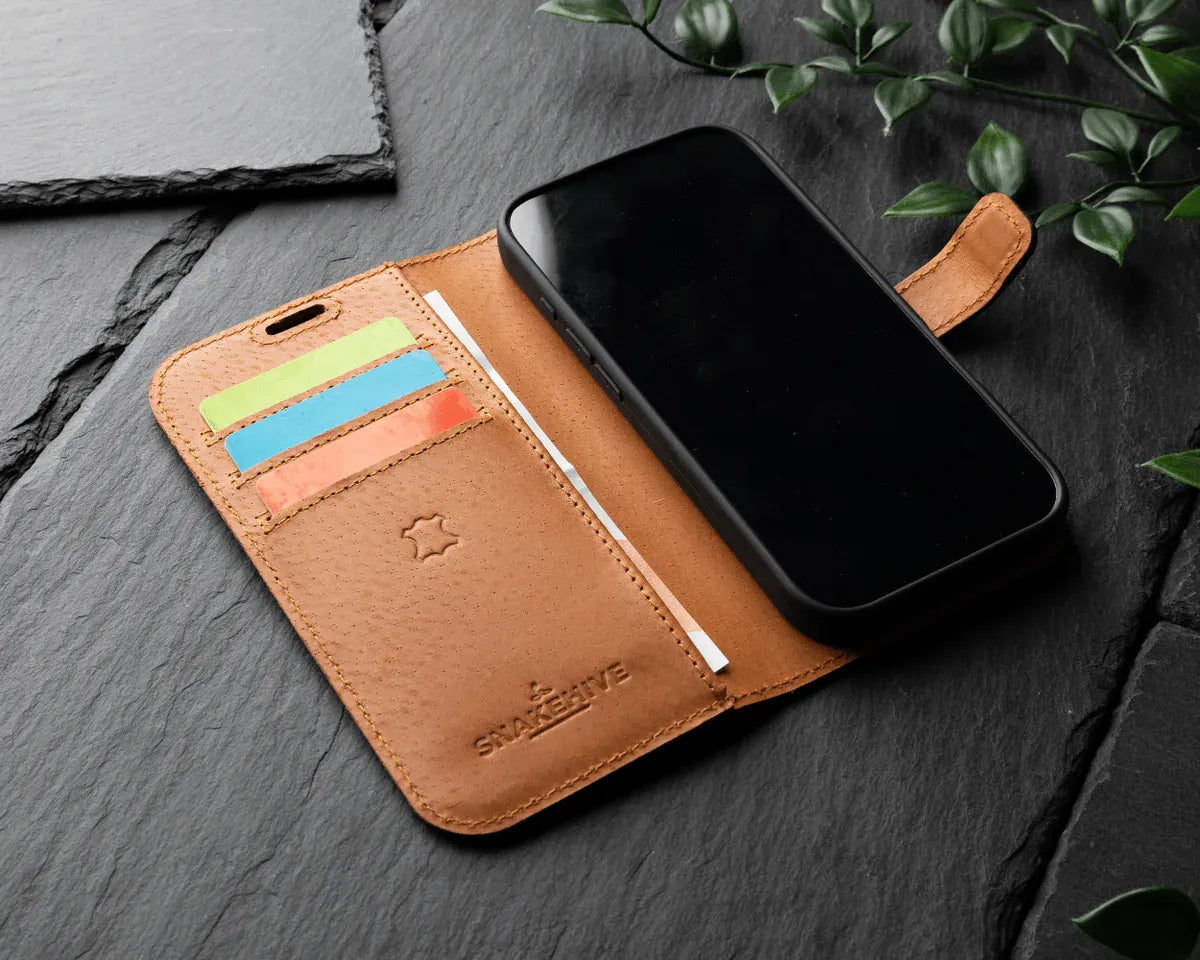 Snakehive Vintage Wallet Apple iPhone 17 - Vintage Leather Wallet Phone Case Vintage Leather Wallet Case for Apple iPhone 17