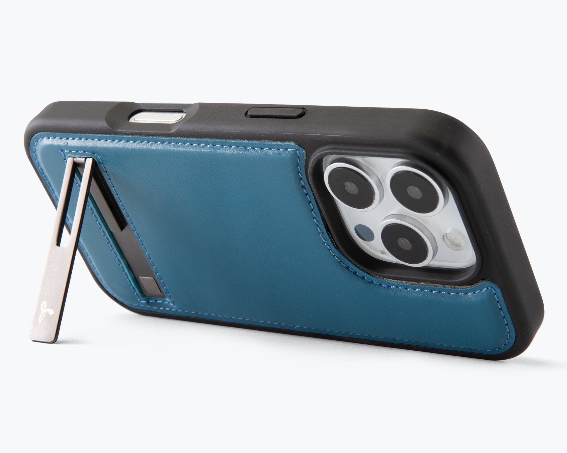 Apple Iphone 16 Pro Metro Leather Case - Snakehive UK