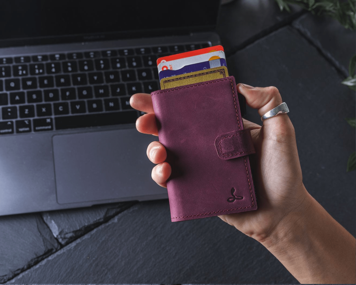 Vintage Leather Smart Rfid Wallet 1 - Snakehive UK