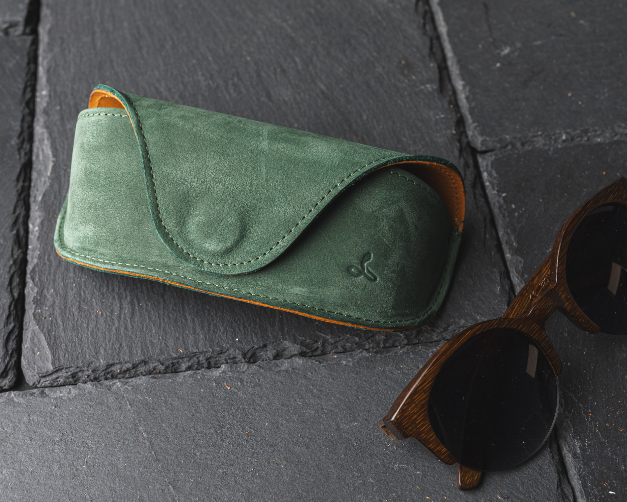 Vintage Leather Glasses Case - Snakehive UK