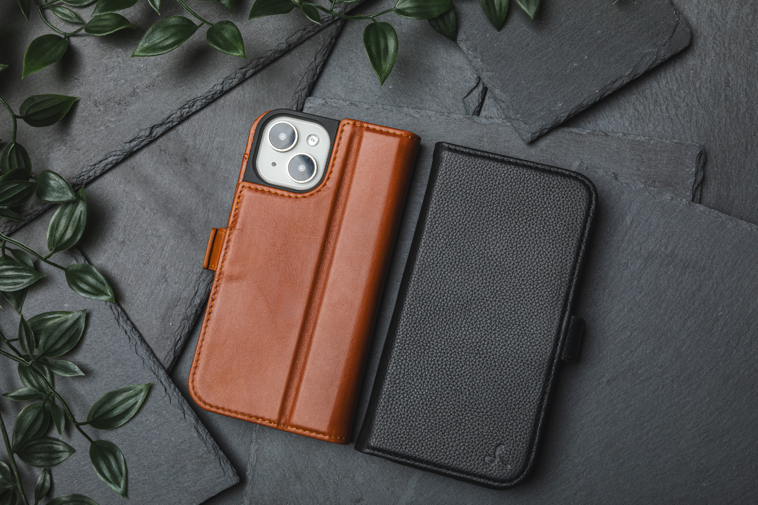 Apple iPhone 16 - Metro Leather Wallet Case