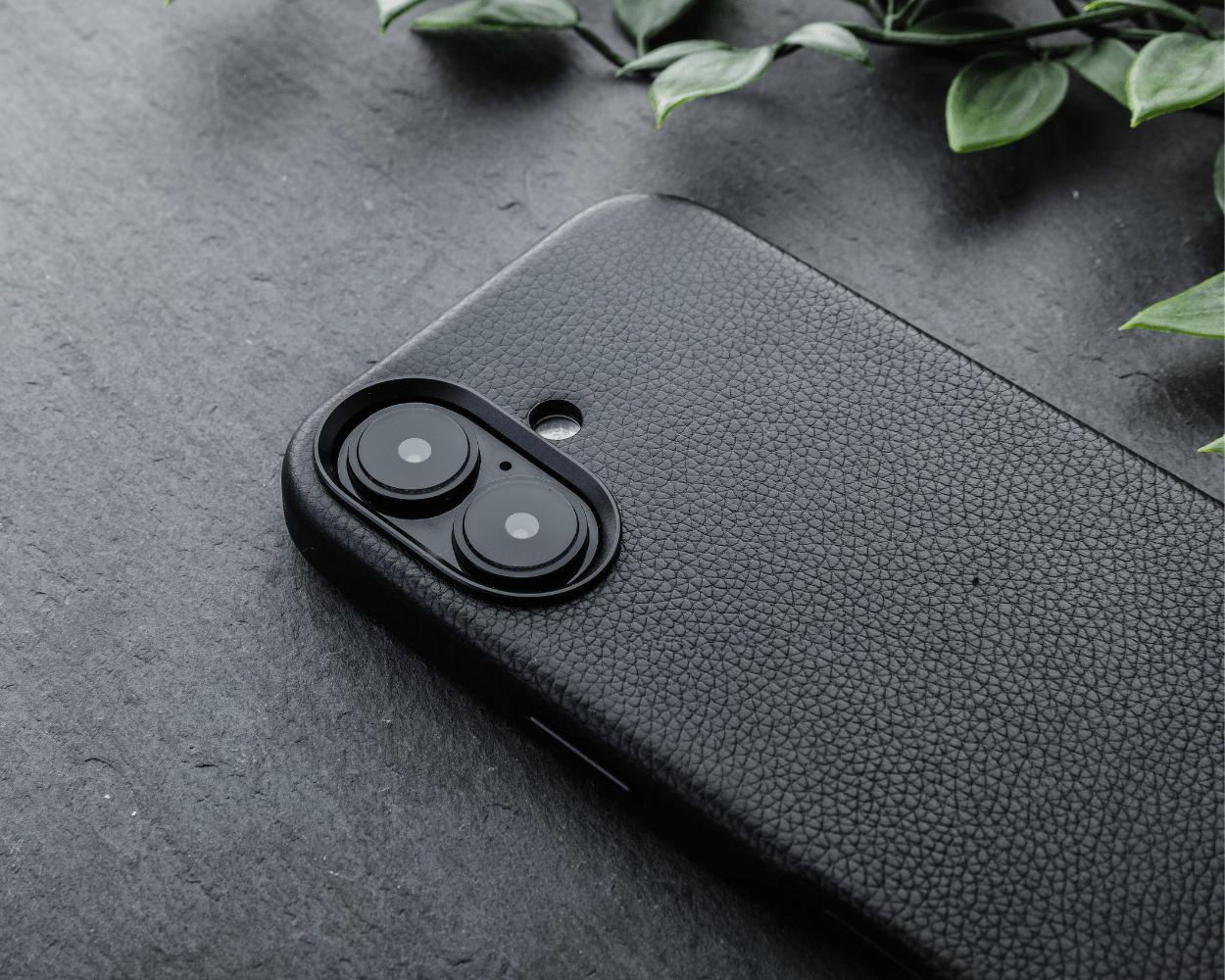 Apple iPhone 16 - Metro Slim Leather Phone Case