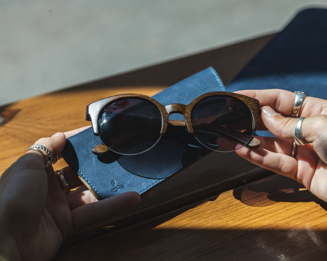 Vintage Leather Glasses Sleeve - Snakehive UK