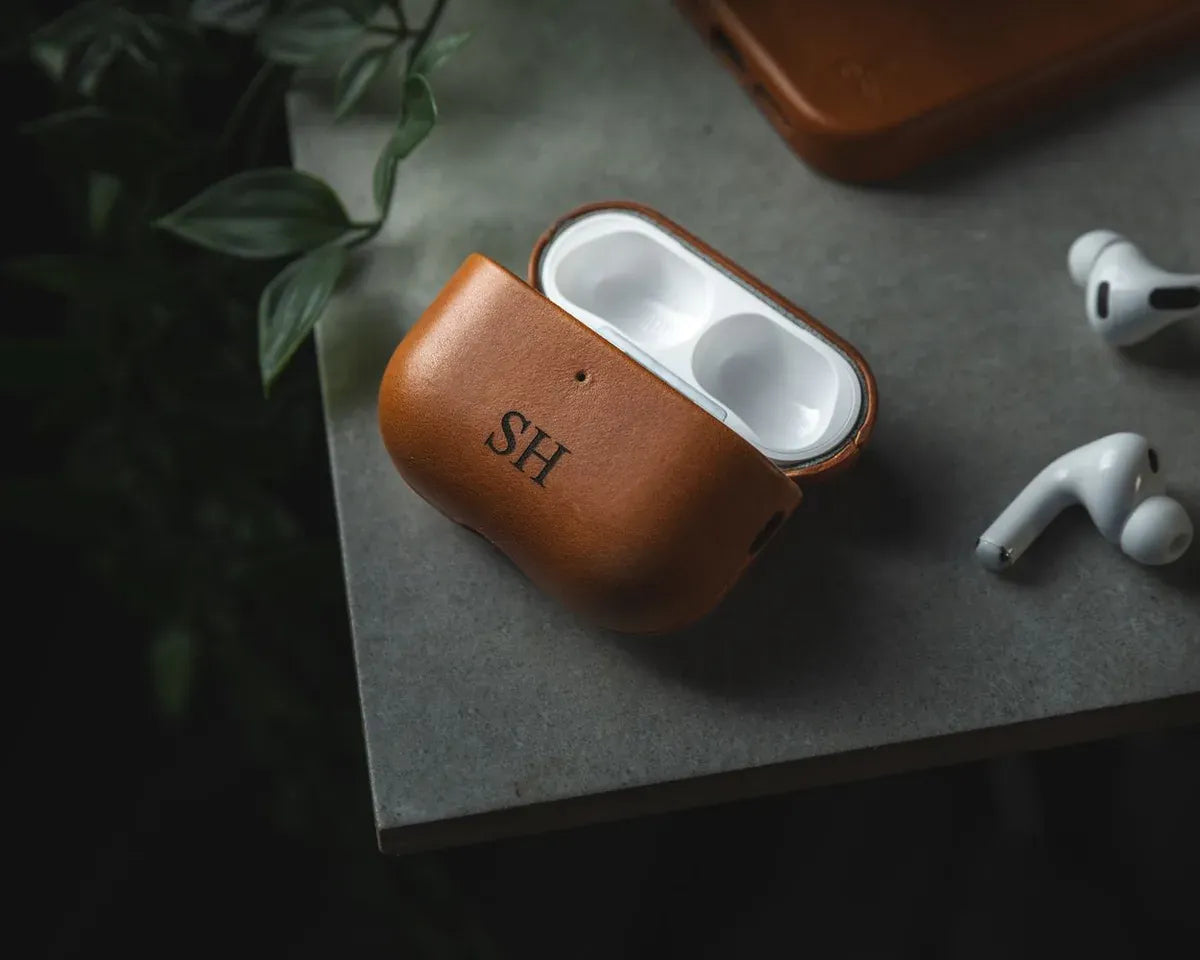 Snakehive Accessories Apple AirPods Pro 3 - Metro Leather Case Apple AirPods Pro 3 Leather Case | Snakehive