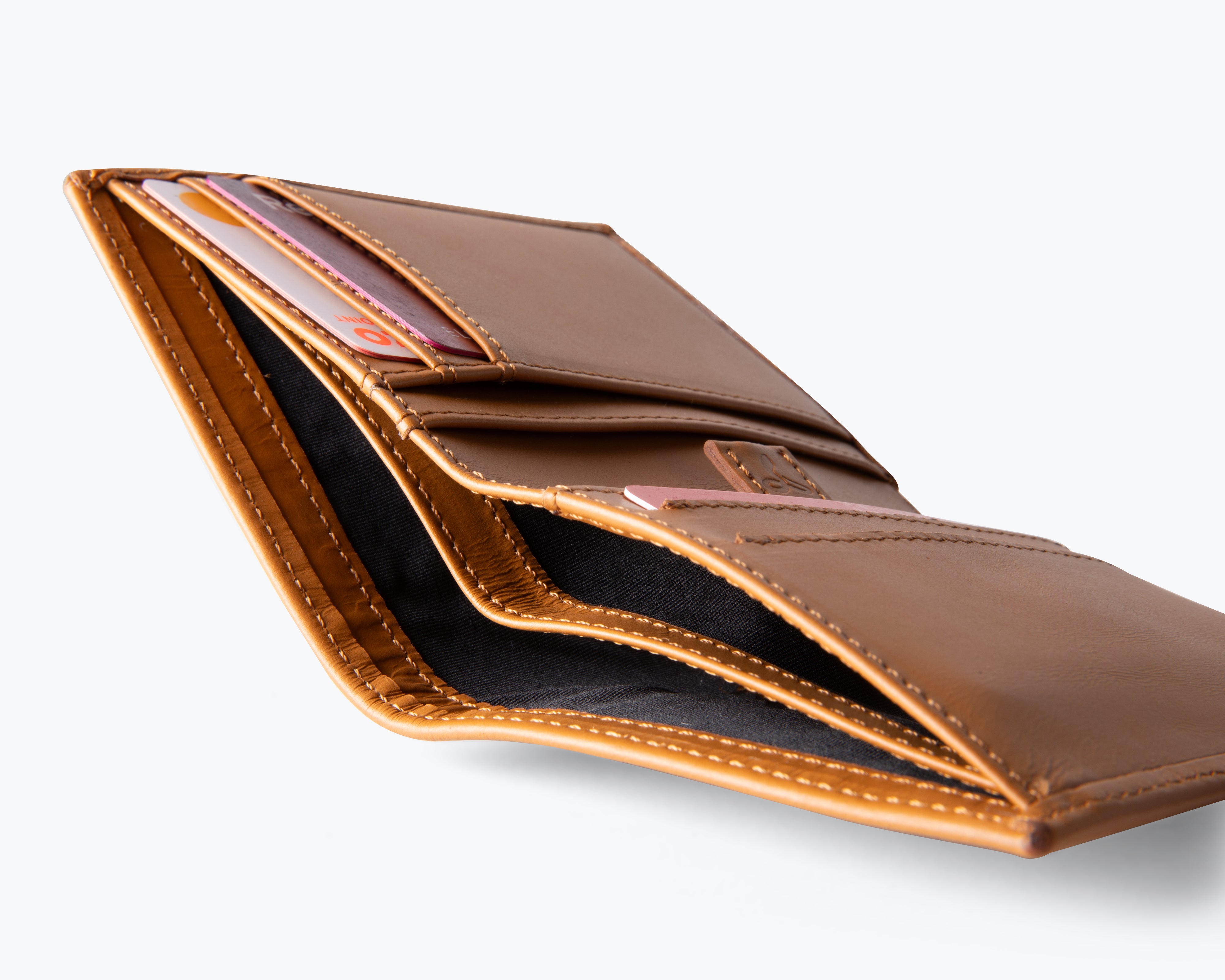 Metro Leather Bifold Wallet - Snakehive UK