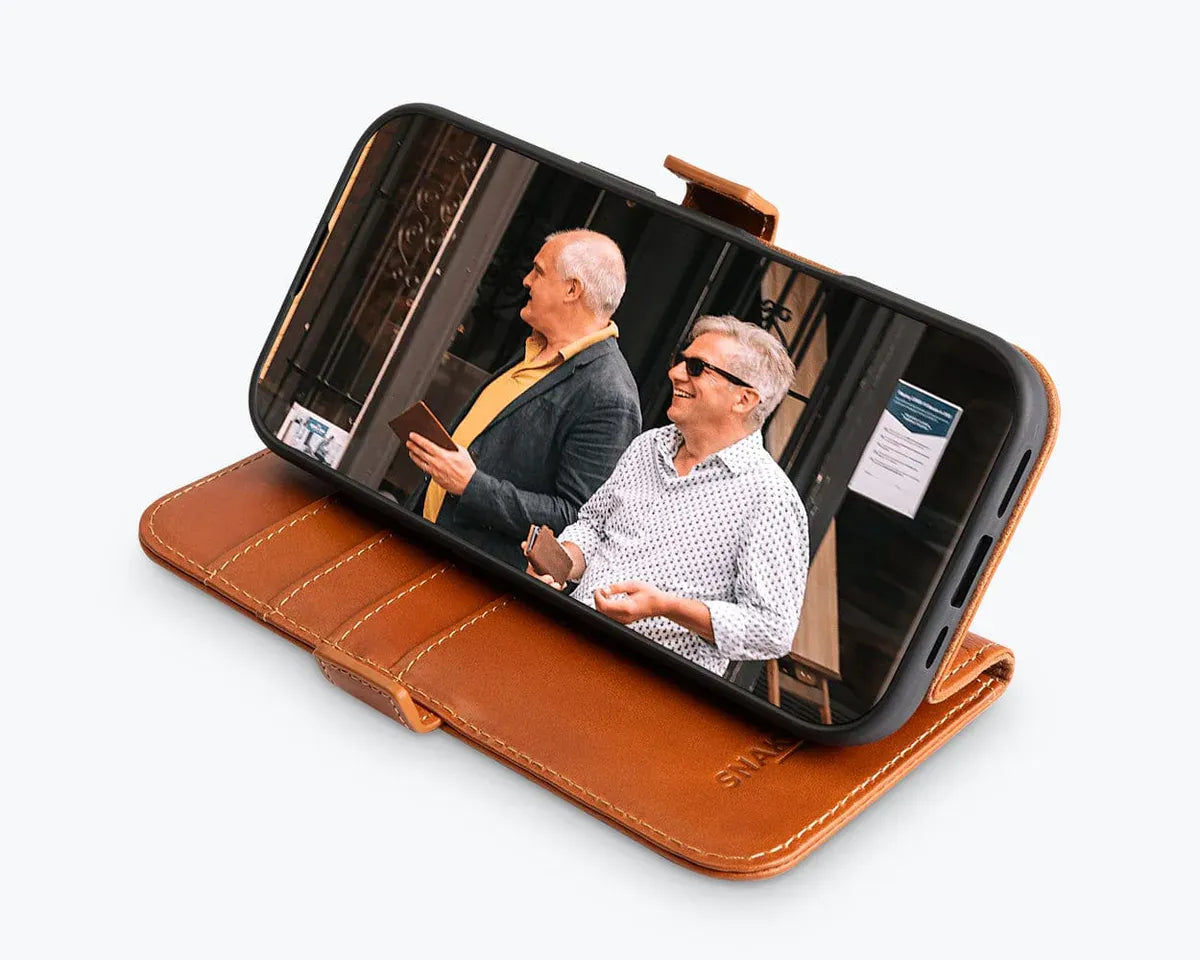 Snakehive Metro Wallet Apple iPhone 16 Pro - Metro Leather Wallet Phone Case Metro Leather Wallet Phone Case for Apple iPhone 16 Pro