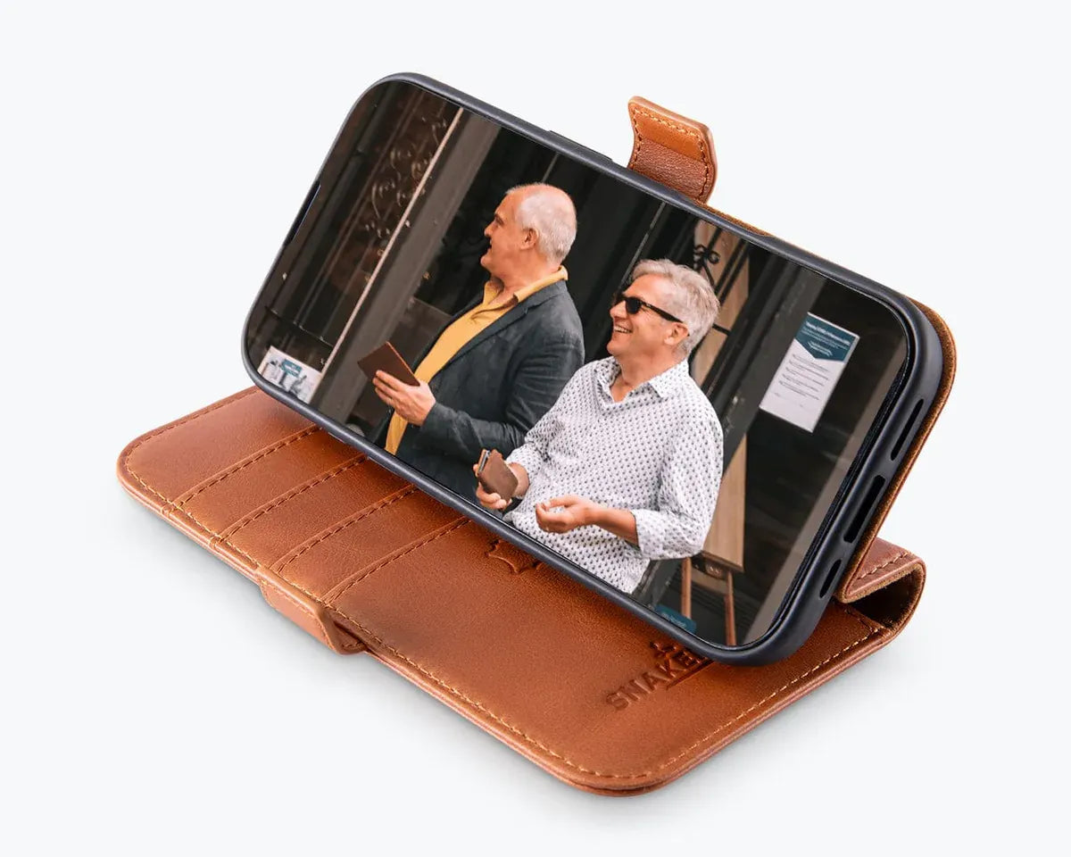 Snakehive Metro Wallet Apple iPhone 16 - Metro Leather Wallet Phone Case Metro Leather Wallet Phone Case for Apple iPhone 16
