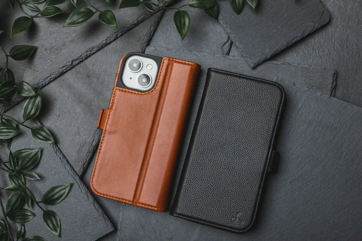 Snakehive Metro Wallet Apple iPhone 16 - Metro Leather Wallet Phone Case Metro Leather Wallet Phone Case for Apple iPhone 16