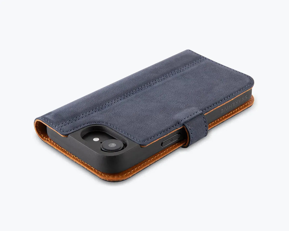 Snakehive Vintage Wallet Apple iPhone 17e / 16e - Vintage Leather Wallet Phone Case Vintage Leather Wallet Case for Apple iPhone 17e / 16e