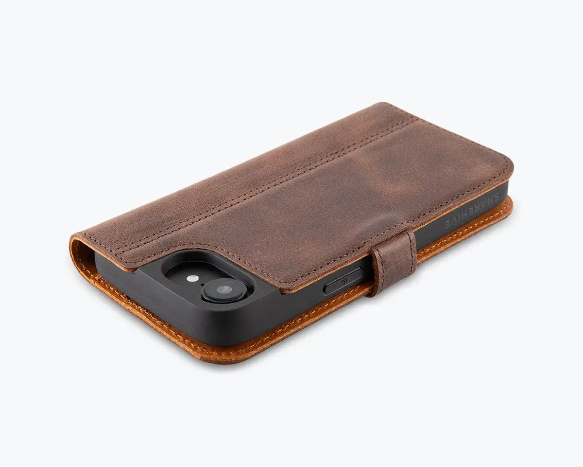 Snakehive Vintage Wallet Apple iPhone 17e / 16e - Vintage Leather Wallet Phone Case Vintage Leather Wallet Case for Apple iPhone 17e / 16e