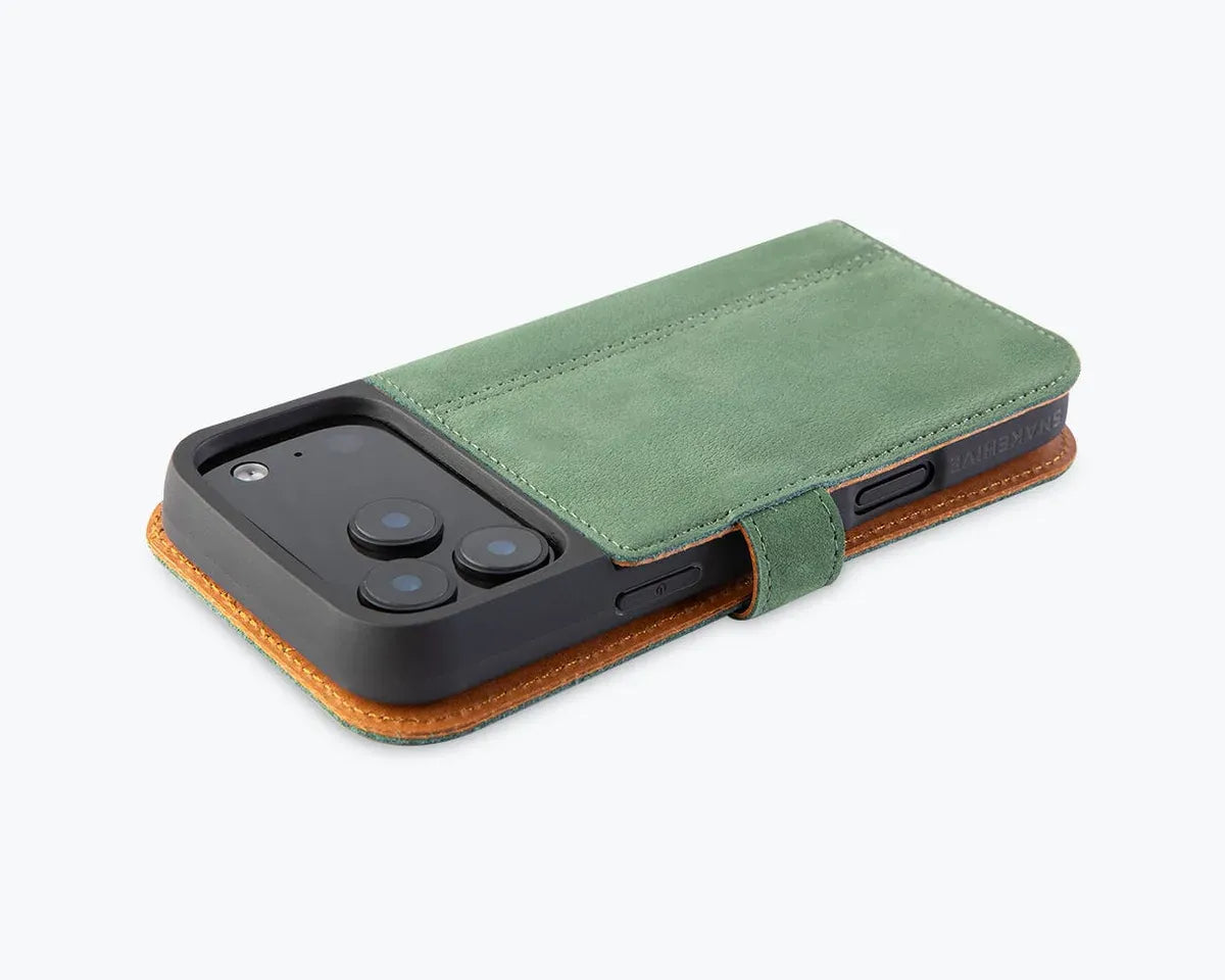 Snakehive Vintage Wallet Apple iPhone 17 Pro Max - Vintage Leather Wallet Phone Case Vintage Leather Wallet Case for Apple iPhone 17 Pro Max
