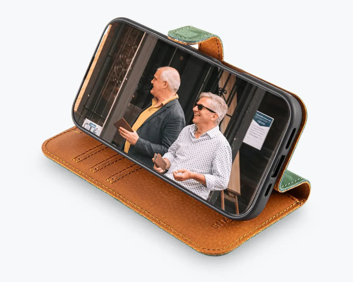 Snakehive Vintage Wallet Apple iPhone 16 - Vintage Leather Wallet Phone Case Vintage Leather Wallet Case for Apple iPhone 16