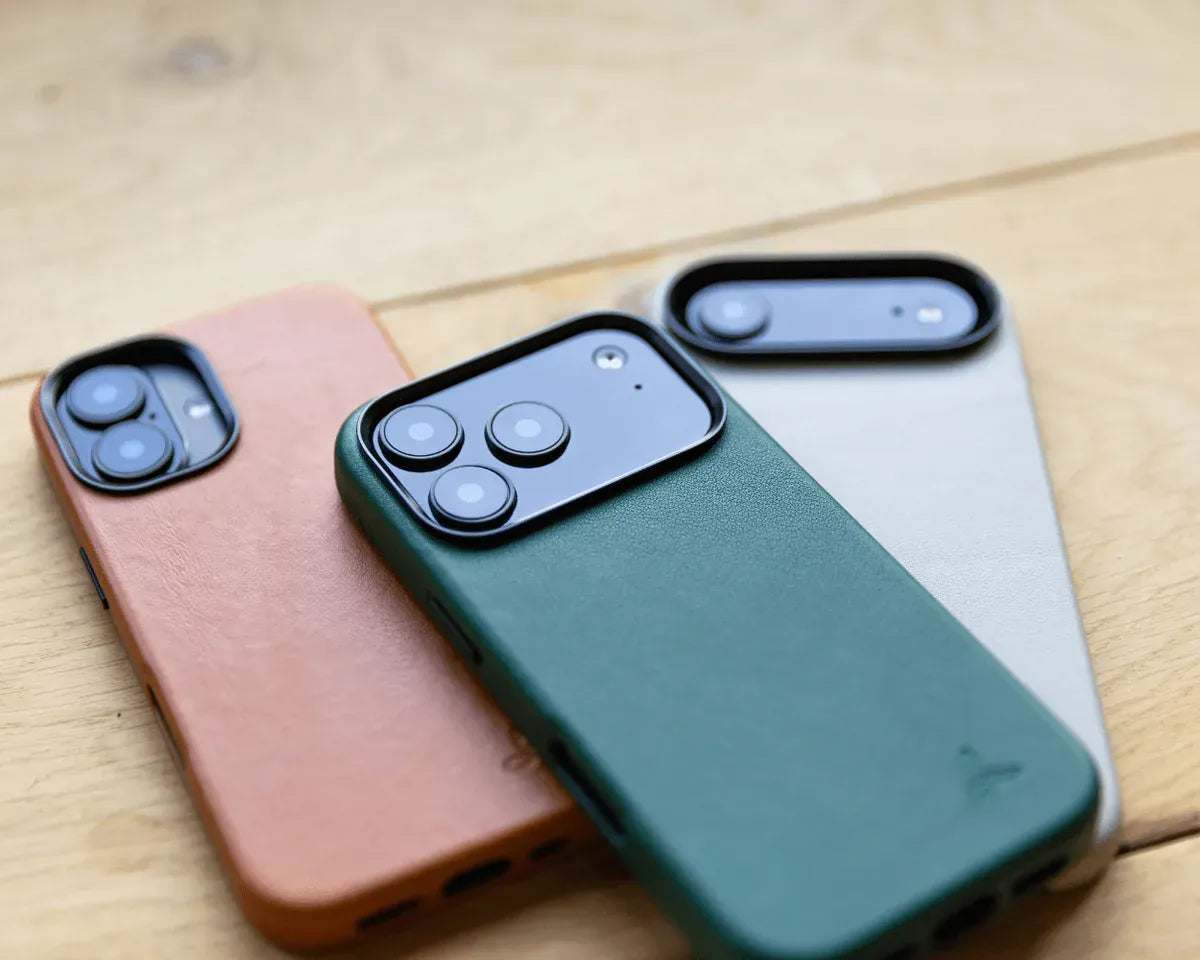 Snakehive Metro Bumper Case Apple iPhone 17 Pro Max  - Metro Slim Leather Phone Case Metro Slim Leather Phone Case for Apple iPhone 17 Pro Max