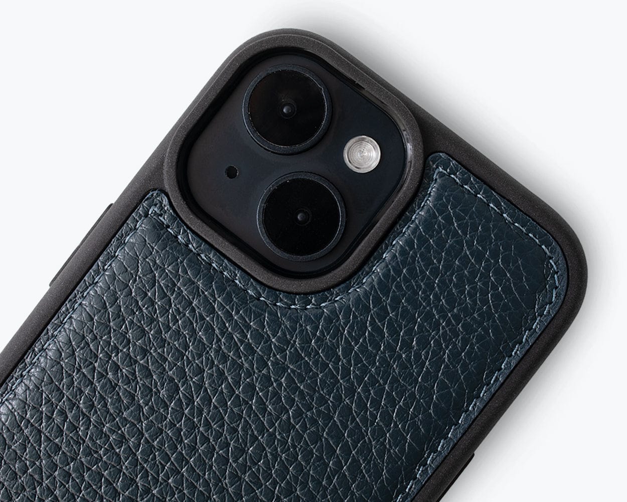 Apple Iphone 15 Metro Leather Case - Snakehive UK