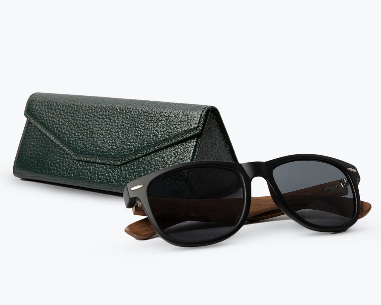 Metro Smart Leather Glasses Case - Snakehive UK