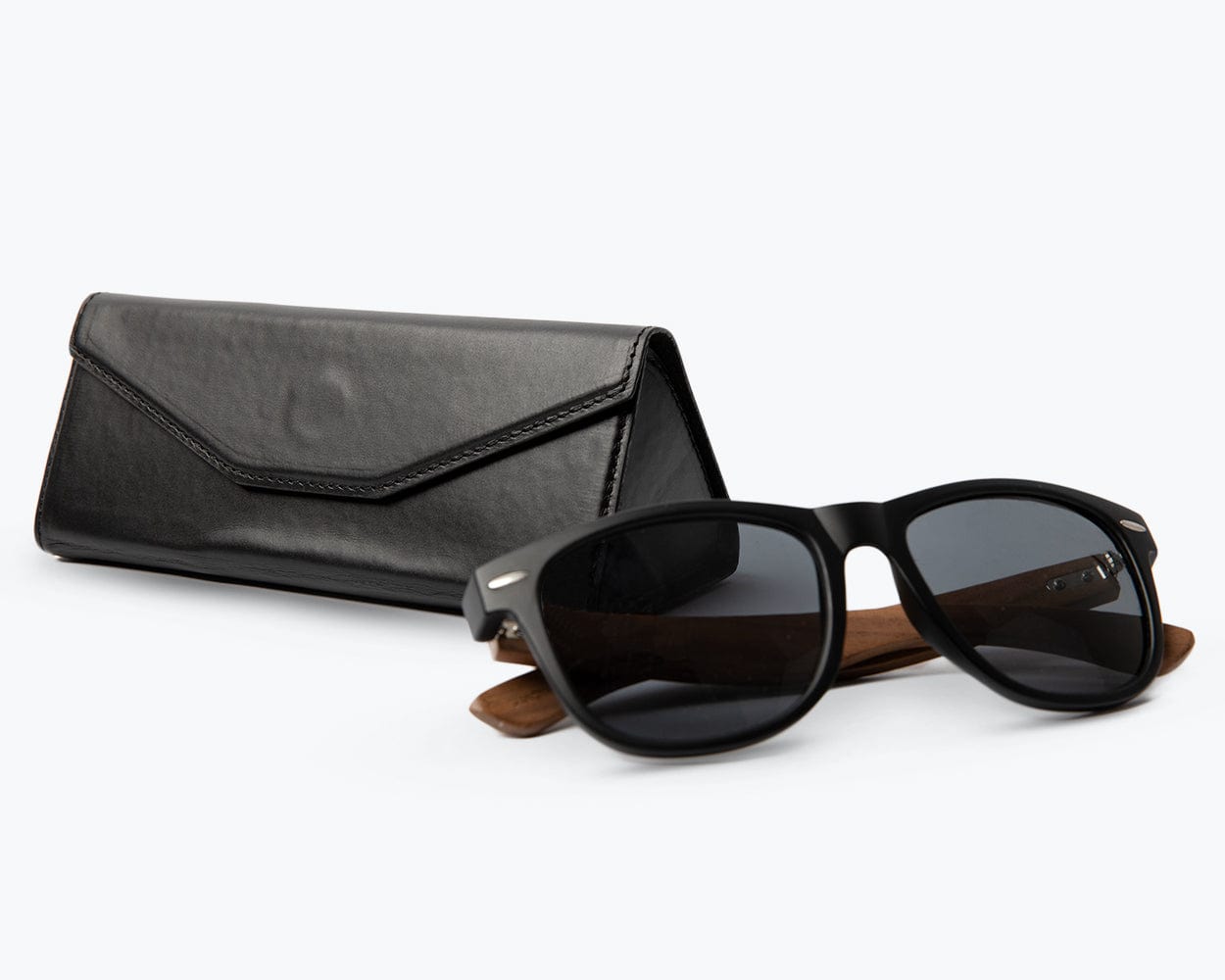 Metro Smart Leather Glasses Case - Snakehive UK