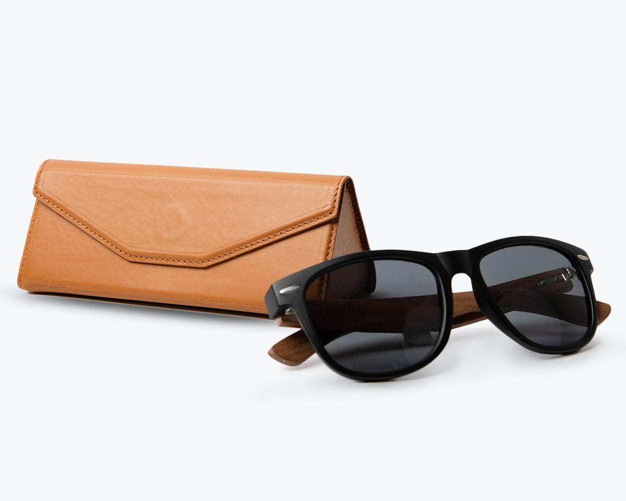 Metro Smart Leather Glasses Case - Snakehive UK