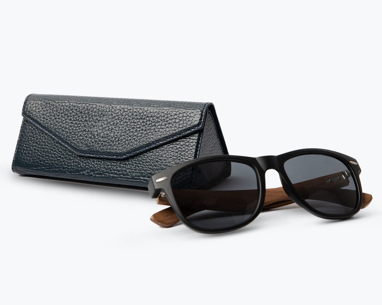 Metro Smart Leather Glasses Case - Snakehive UK