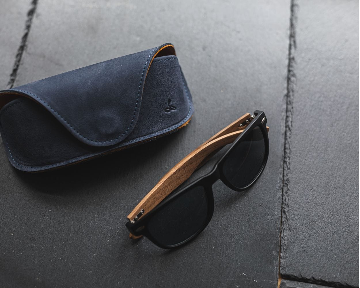 Vintage Leather Glasses Case - Snakehive UK